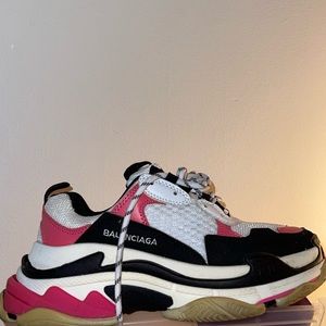 Baleciaga Women’s Triple S Sneakers